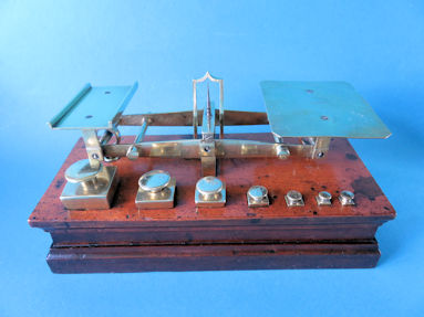 letter scale, makers: Joseph & Edmund Ratcliff