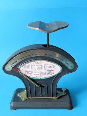 Rictus letter scale, maker Ph.J. Maul