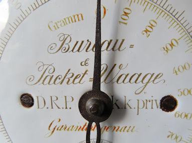 detail 1