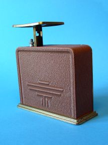rear of the scale