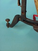 zero leveling screw