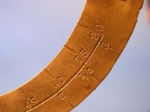 detail 9