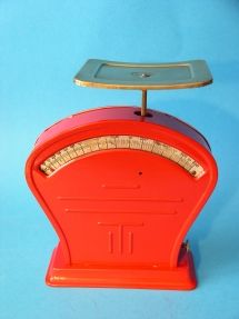letter scale, maker Jakob Maul